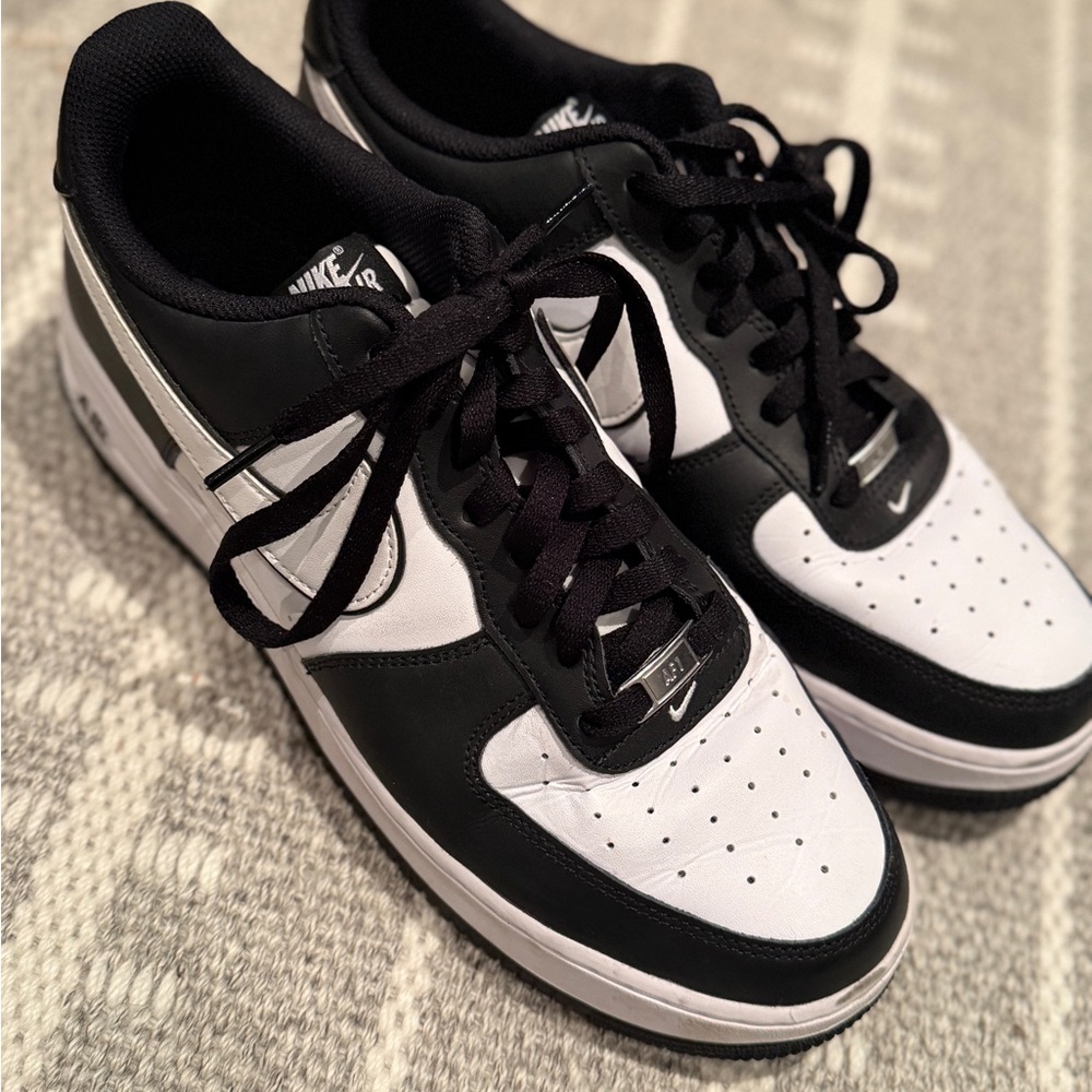 Men’s Nike Air Force 1 Panda || Size 12